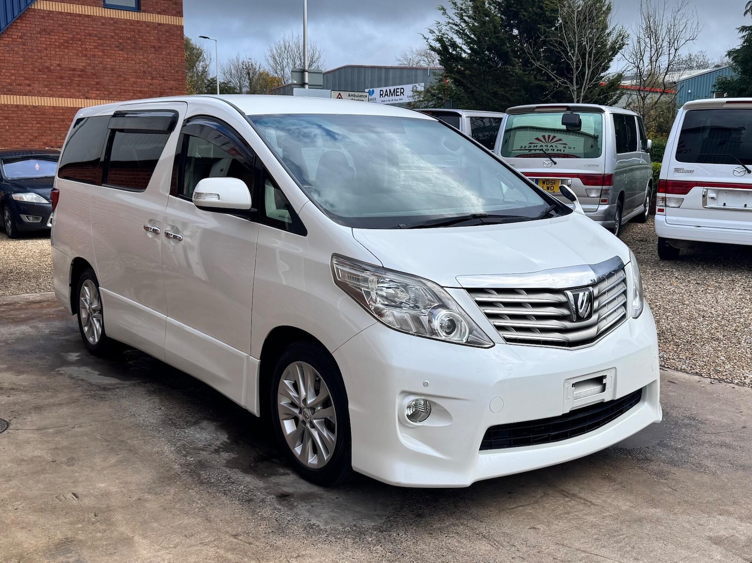 Used Toyota Alphard 2025 for sale - 77934127: Photo 5