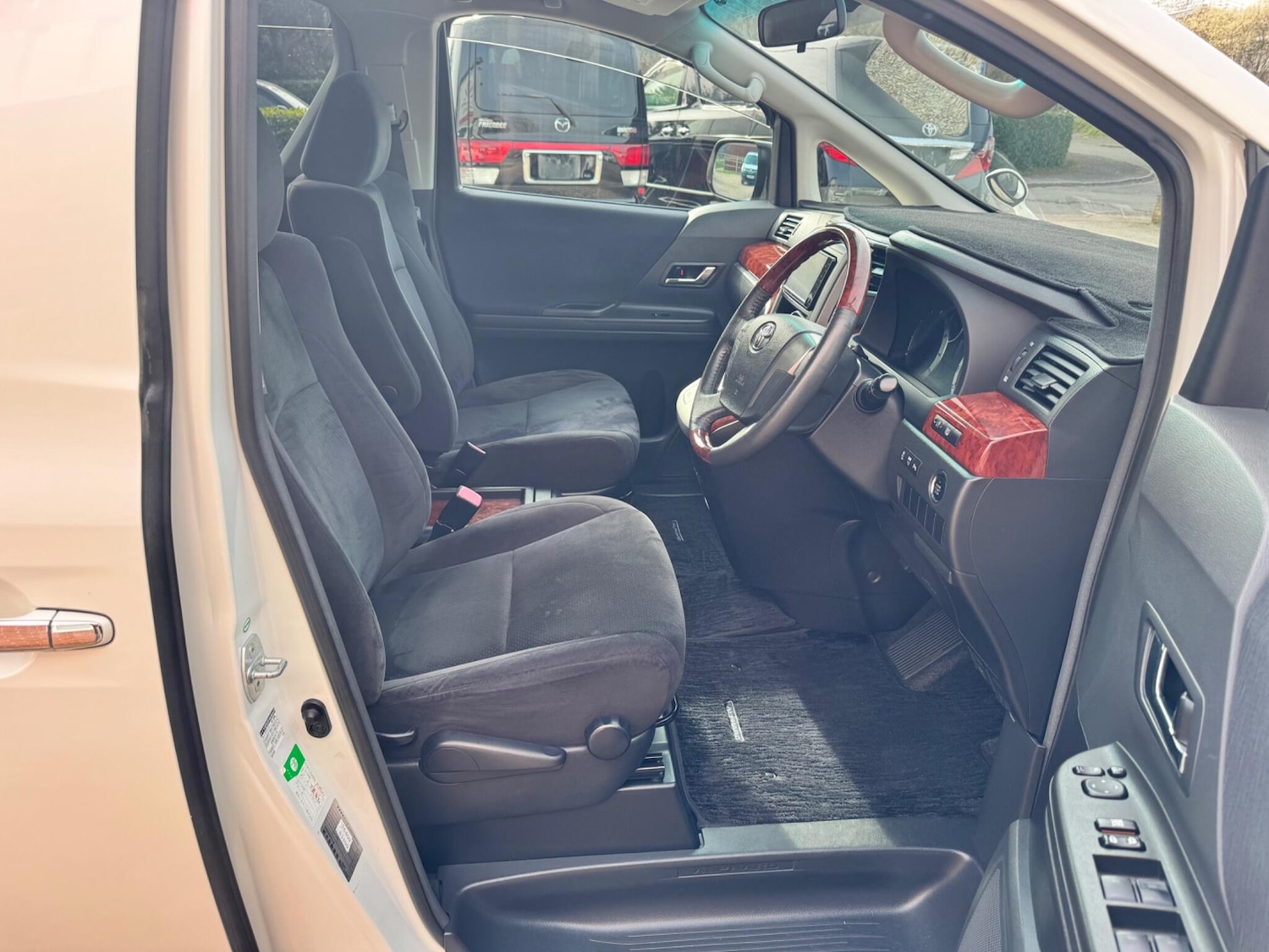 Used Toyota Alphard for sale - 78128206: Photo 20