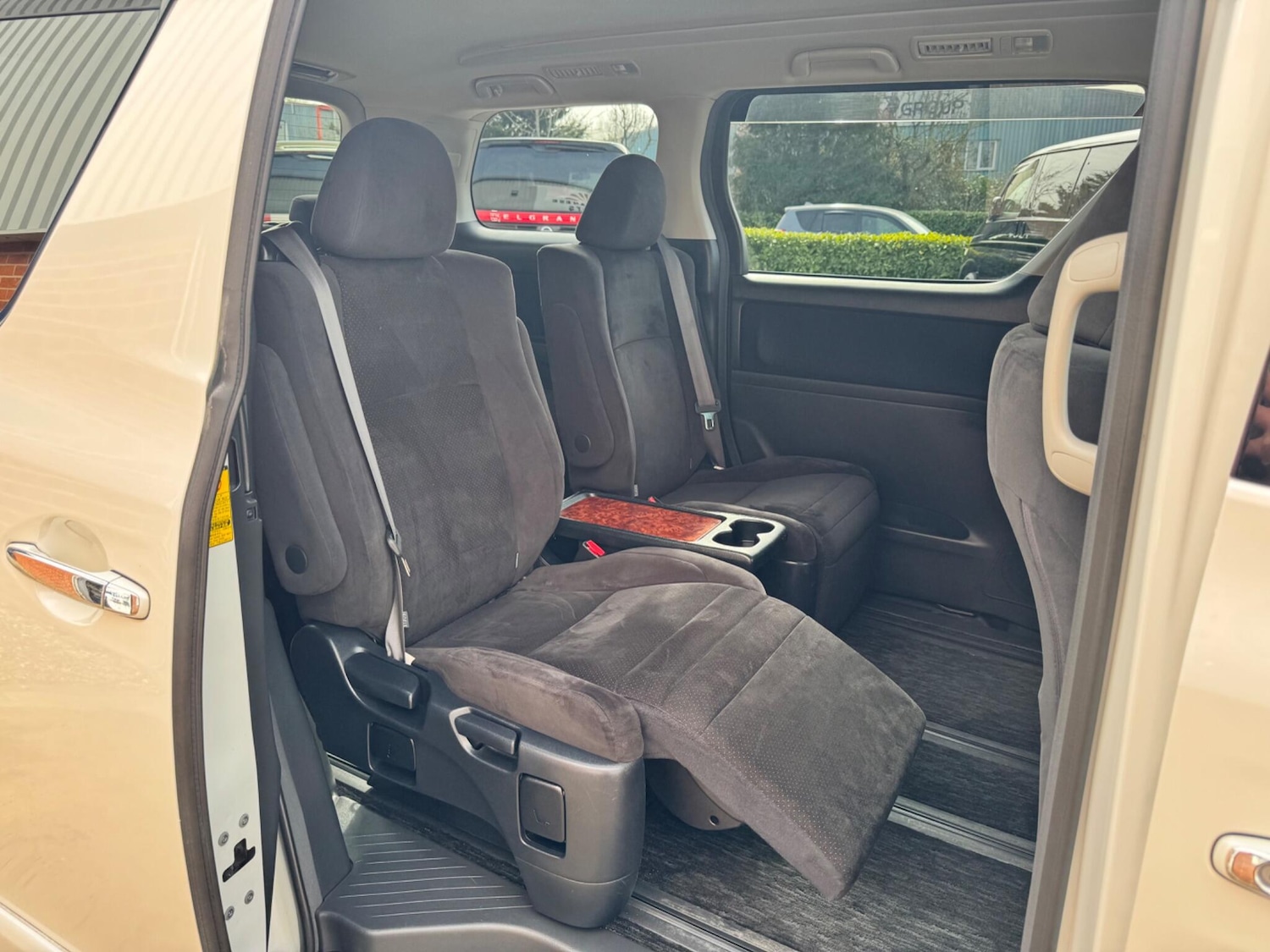 Used Toyota Alphard for sale - 78128206: Photo 27