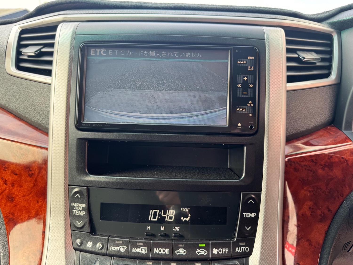 Used Toyota Alphard for sale - 78128206: Photo 32