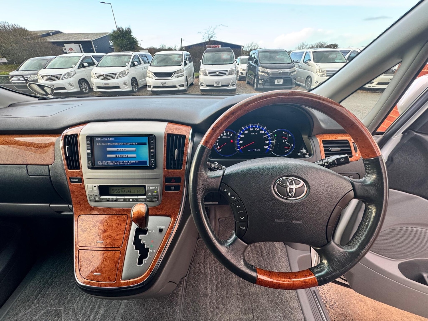 Used Toyota Alphard for sale - 77934131: Photo 14