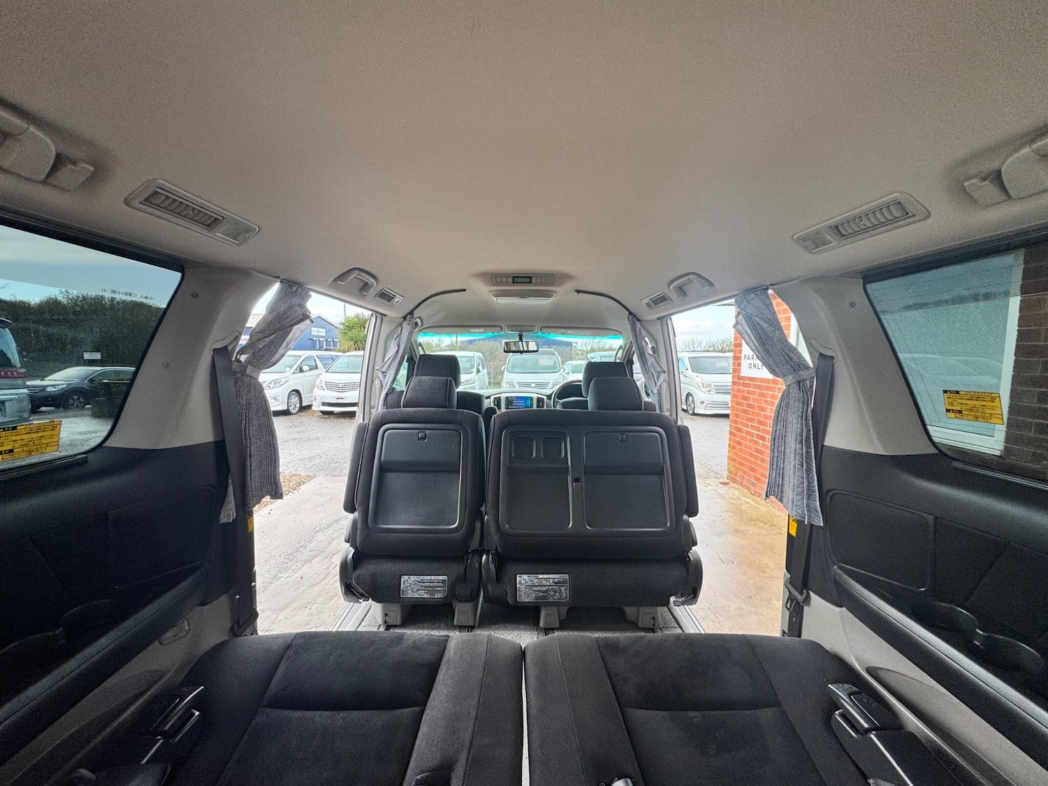 Used Toyota Alphard for sale - 77934131: Photo 17
