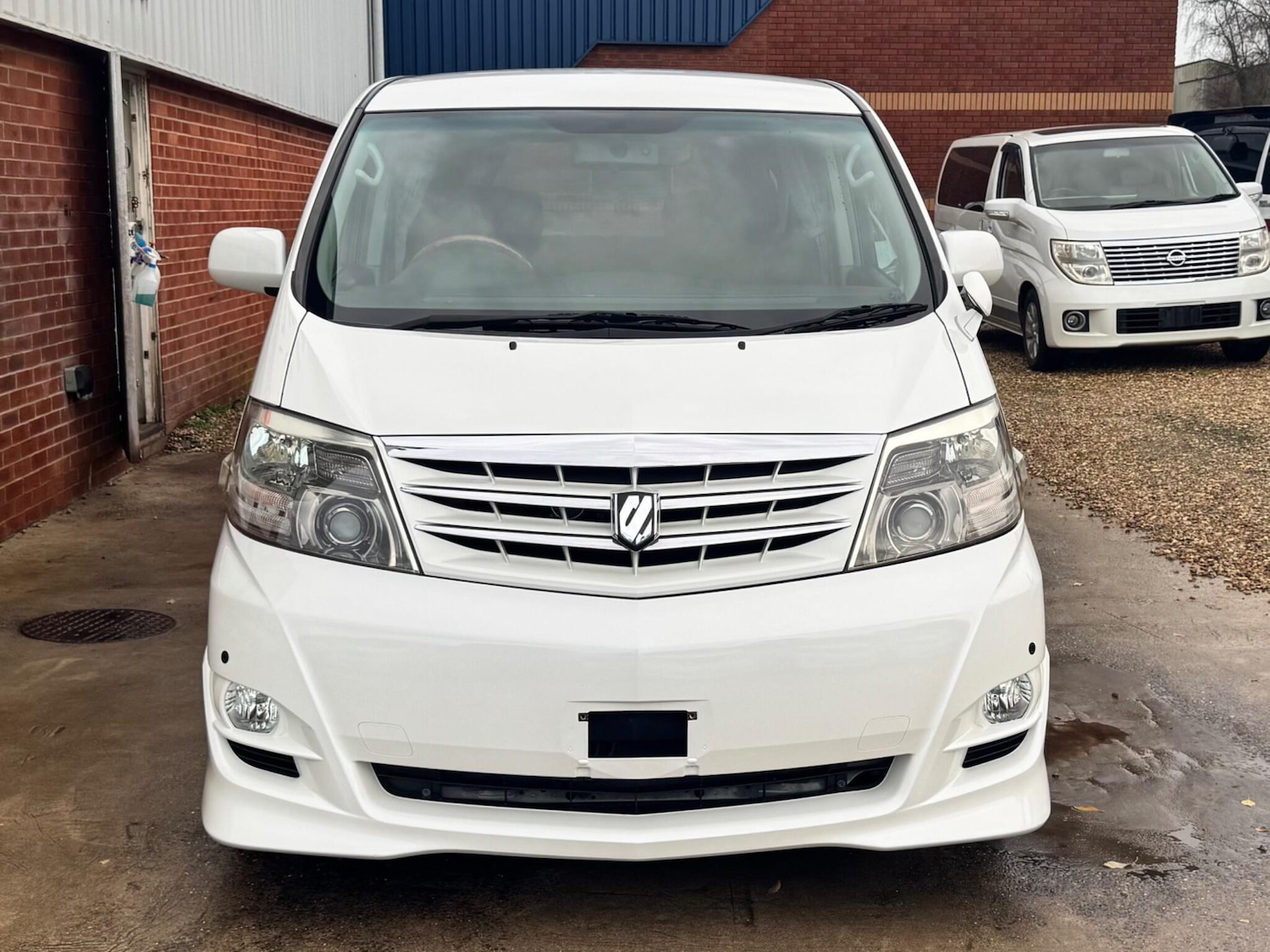 Used Toyota Alphard for sale - 77934131: Photo 3