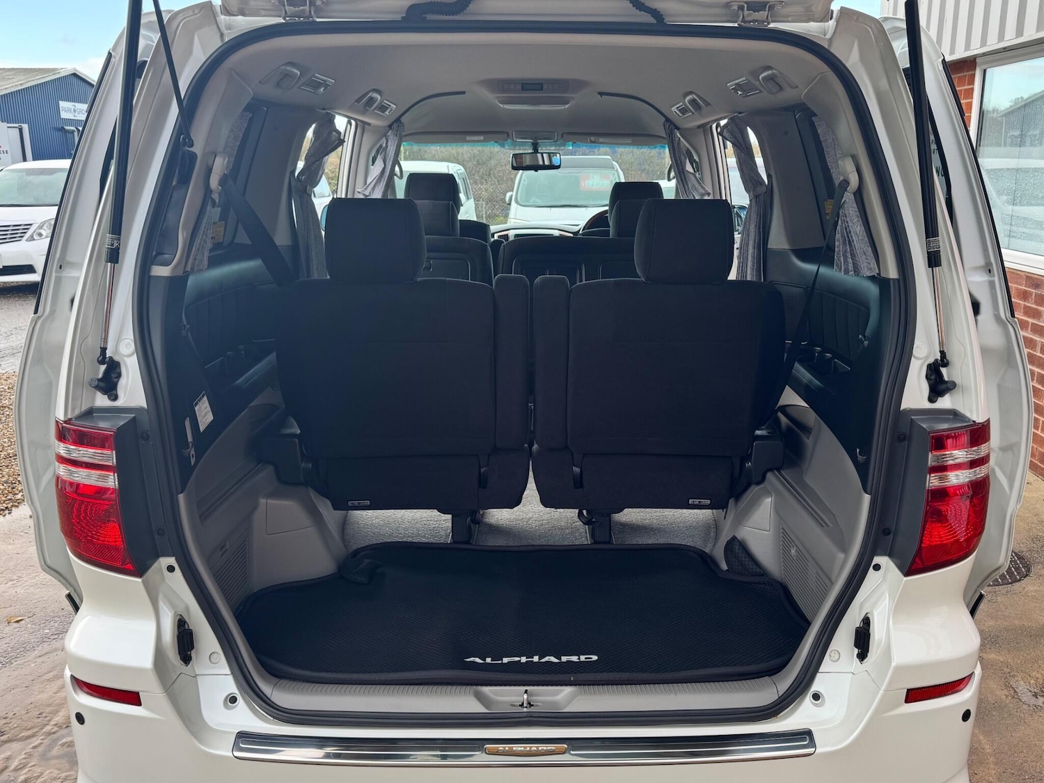 Used Toyota Alphard for sale - 77934131: Photo 33