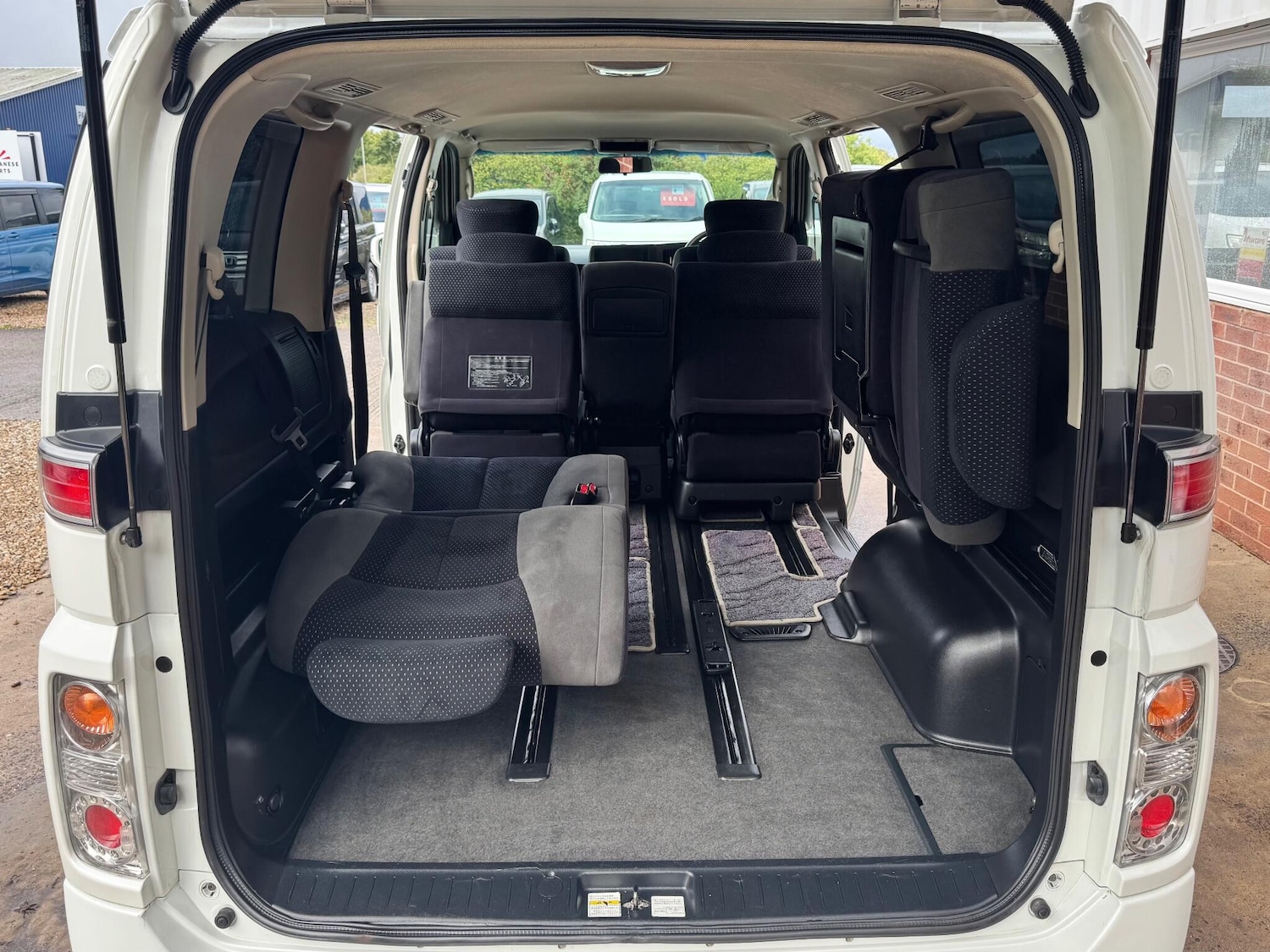 Vehicle 33