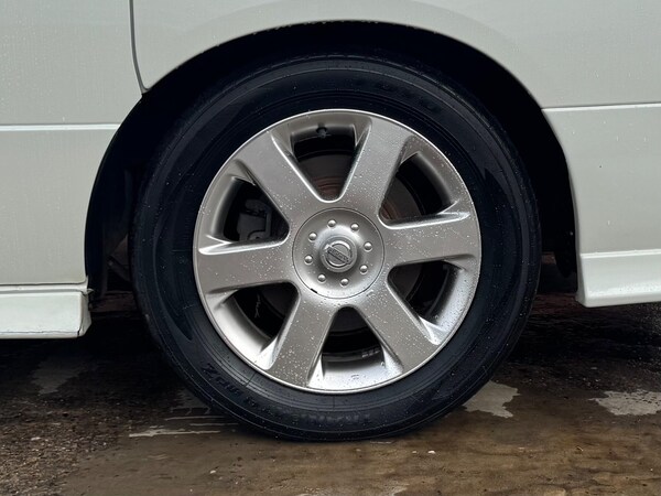 Used Nissan Elgrand for sale - 75588646: Photo 26