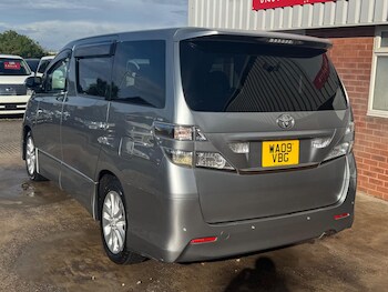 Used Toyota Vellfire 2009 for sale - 75977829: Photo