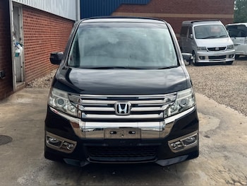 Used Honda Stepwagon 2013 for sale - 79030074: Photo
