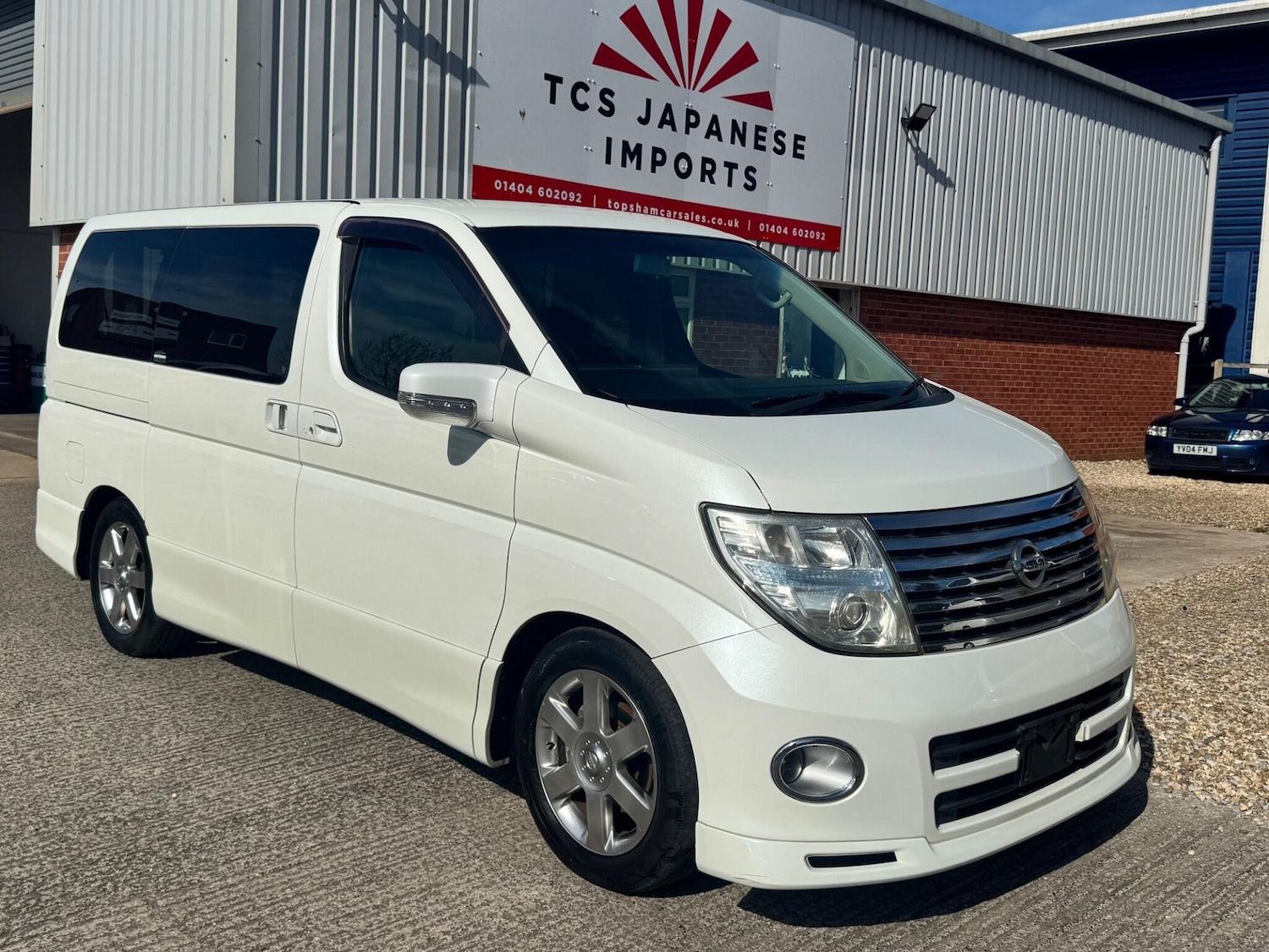 Used Nissan Elgrand for sale - 78170181: Photo 1