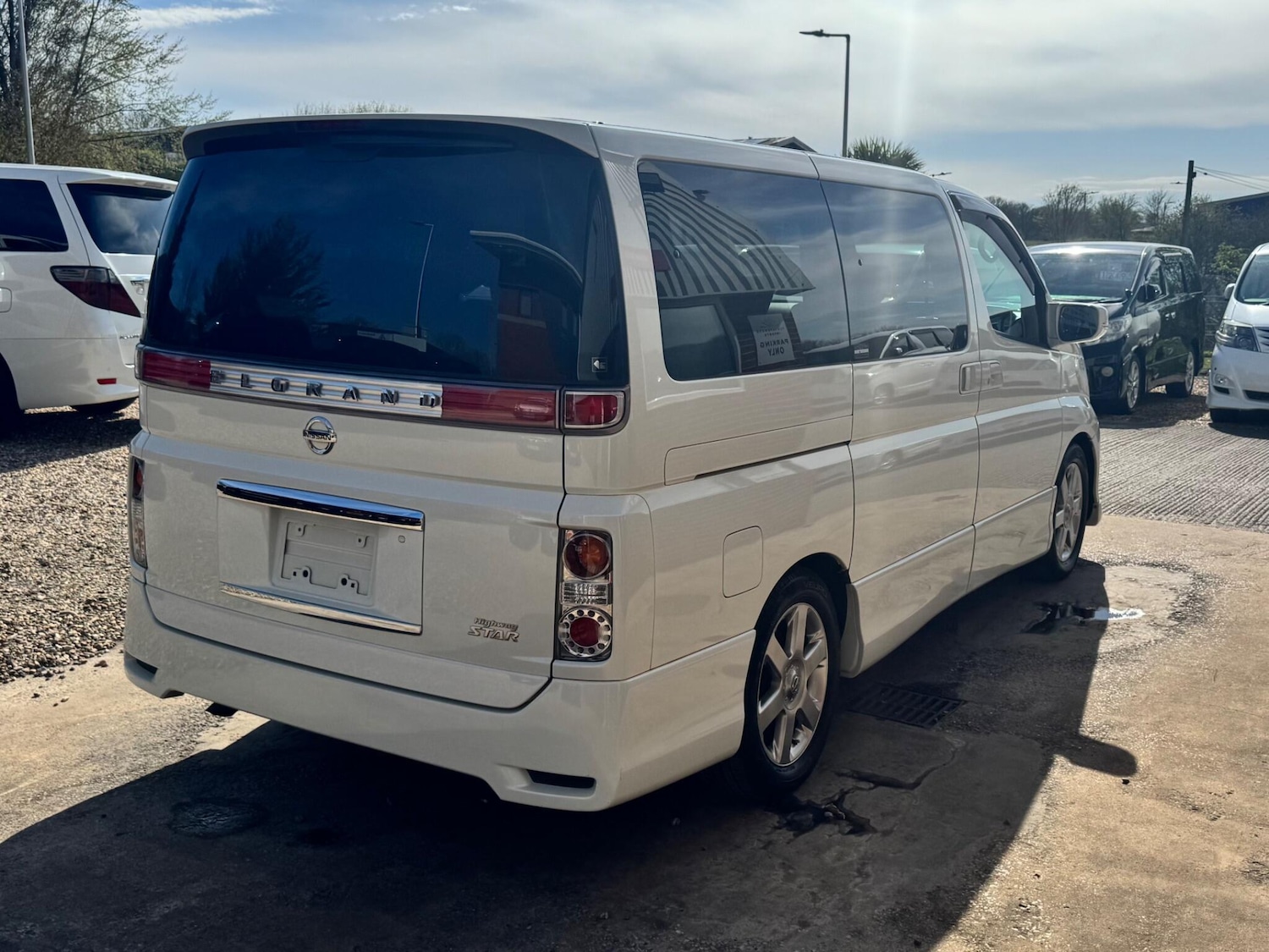 Used Nissan Elgrand for sale - 78170181: Photo 10