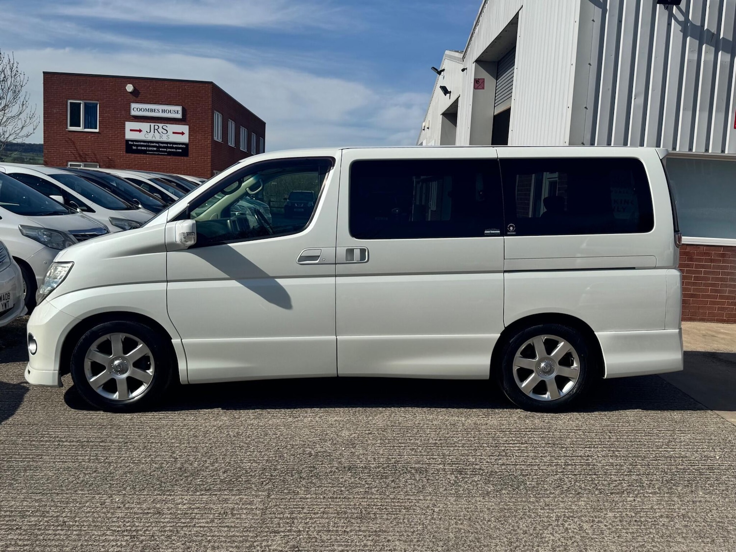 Used Nissan Elgrand for sale - 78170181: Photo 12