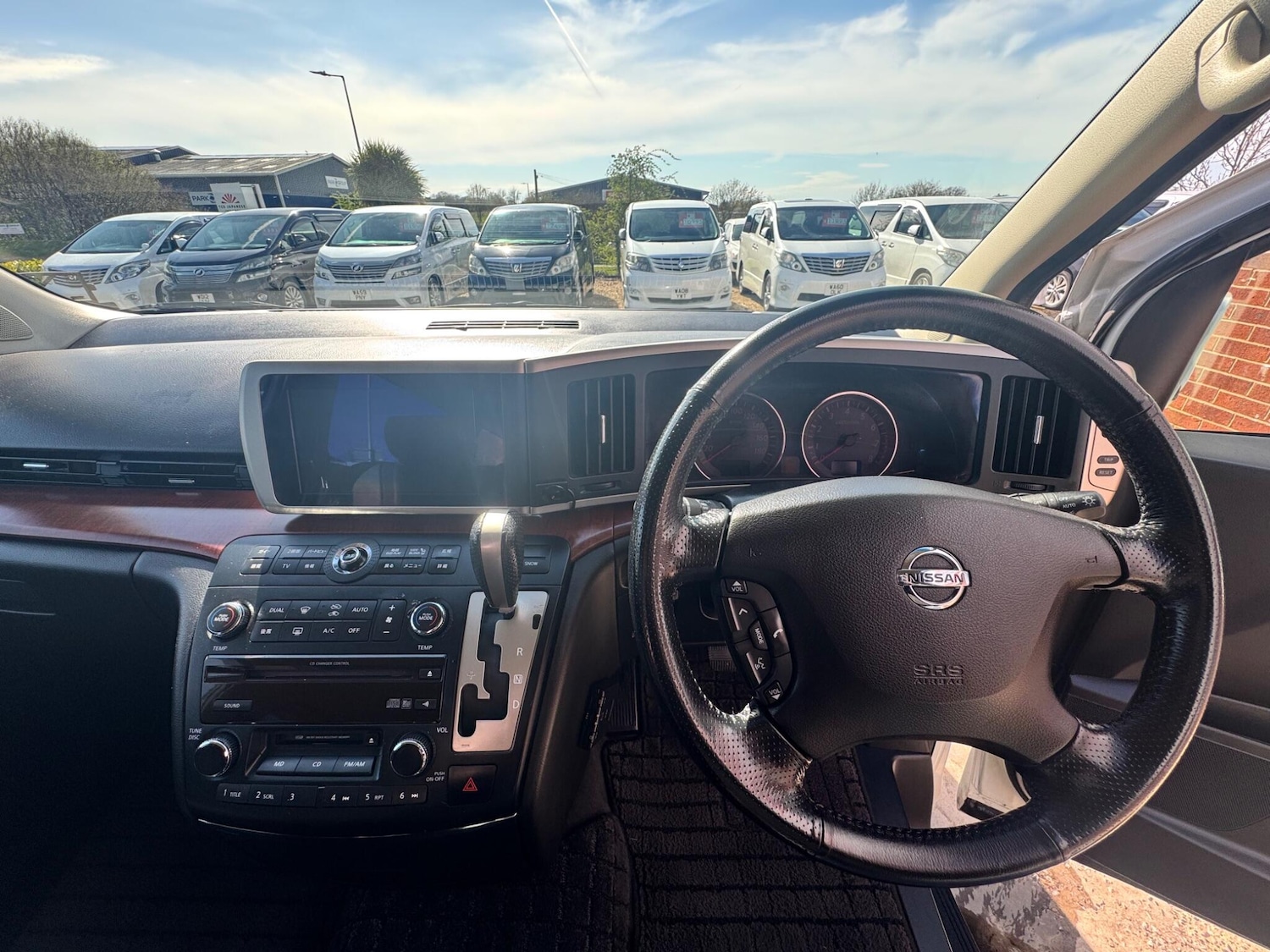 Used Nissan Elgrand for sale - 78170181: Photo 14