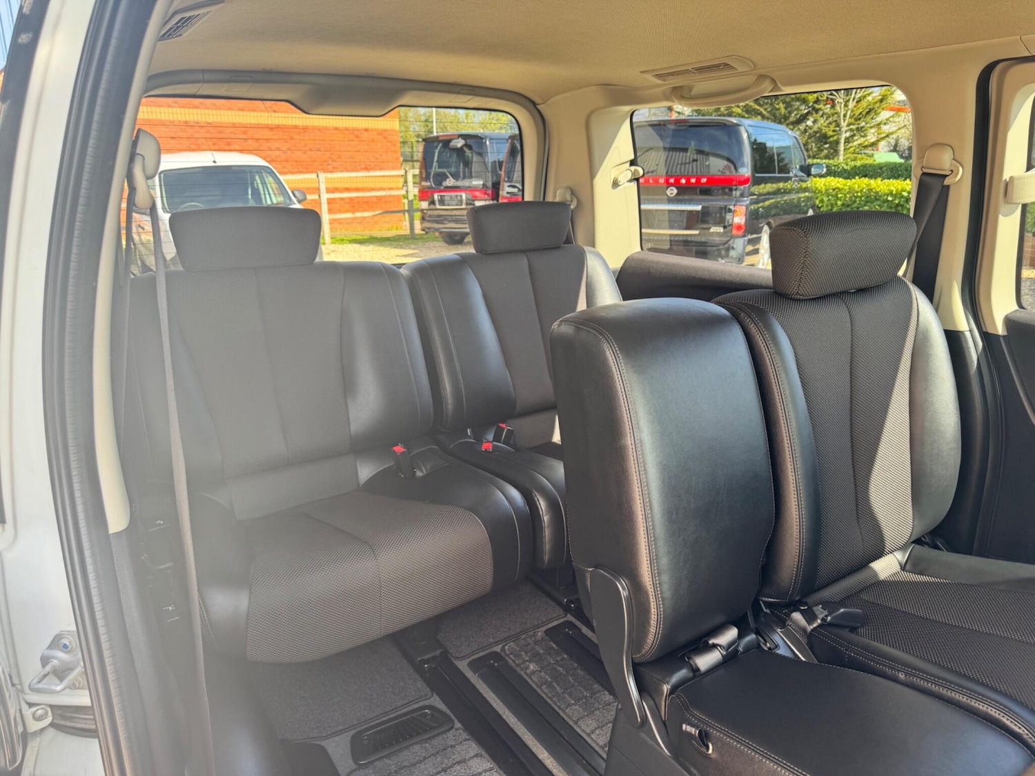 Used Nissan Elgrand for sale - 78170181: Photo 20