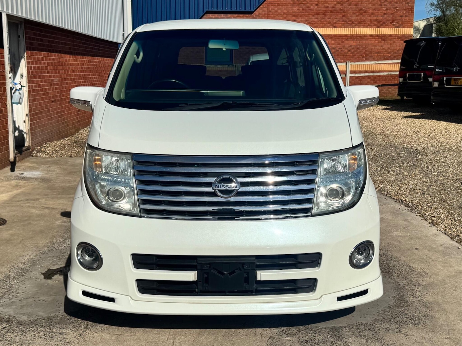 Used Nissan Elgrand for sale - 78170181: Photo 4