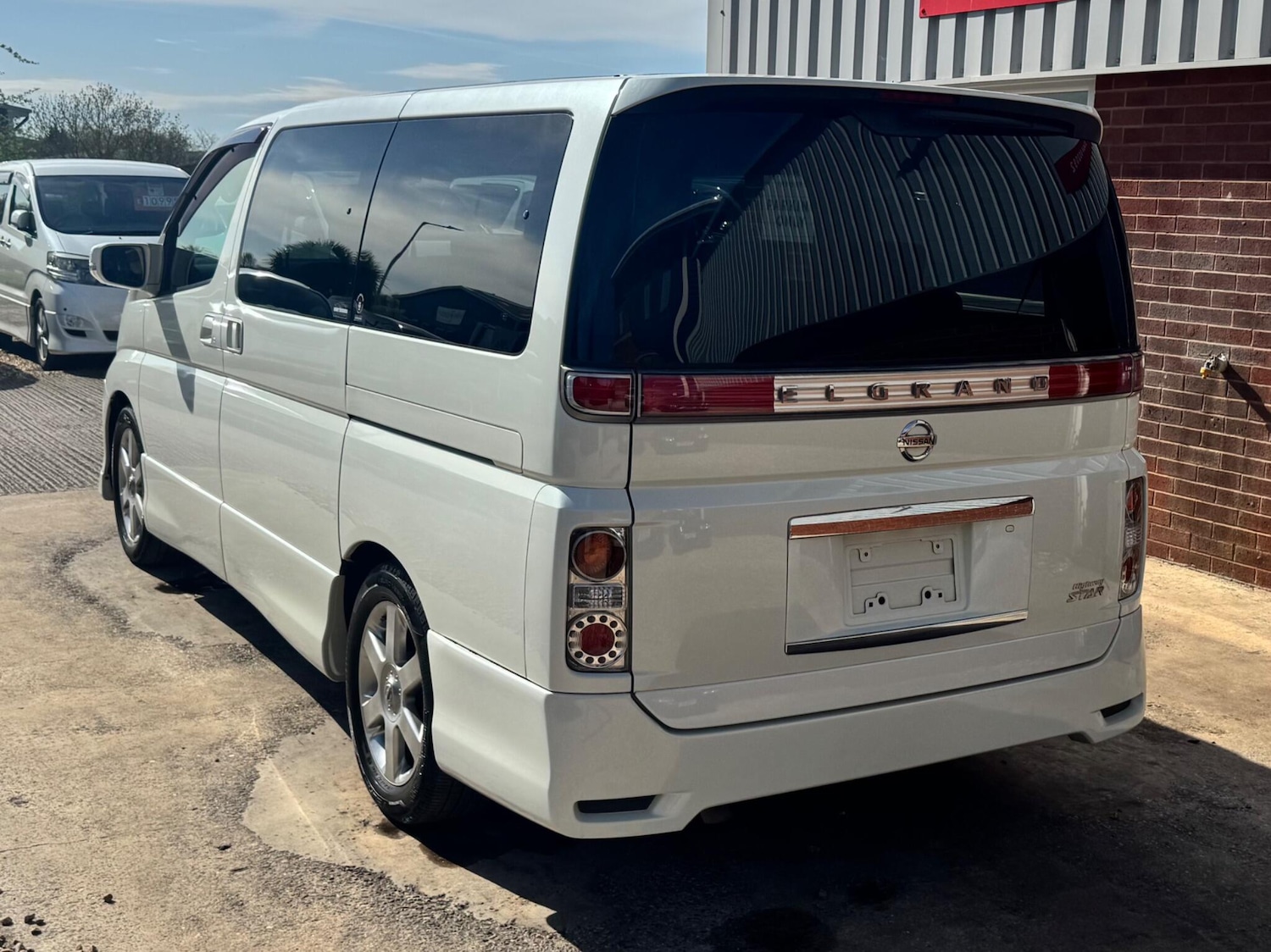 Used Nissan Elgrand for sale - 78170181: Photo 7