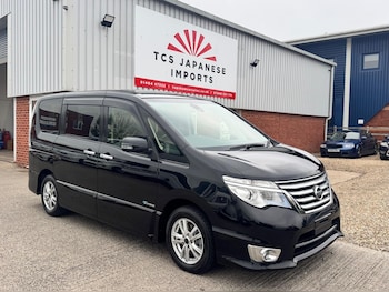 Used Nissan Serena 2014 for sale - 76458147: Photo