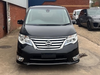 Used Nissan Serena 2014 for sale - 76458147: Photo