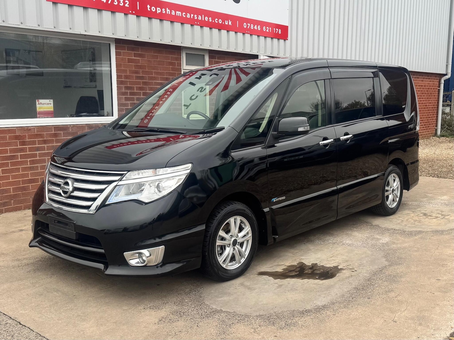Used Nissan Serena for sale - 76458147: Photo 7