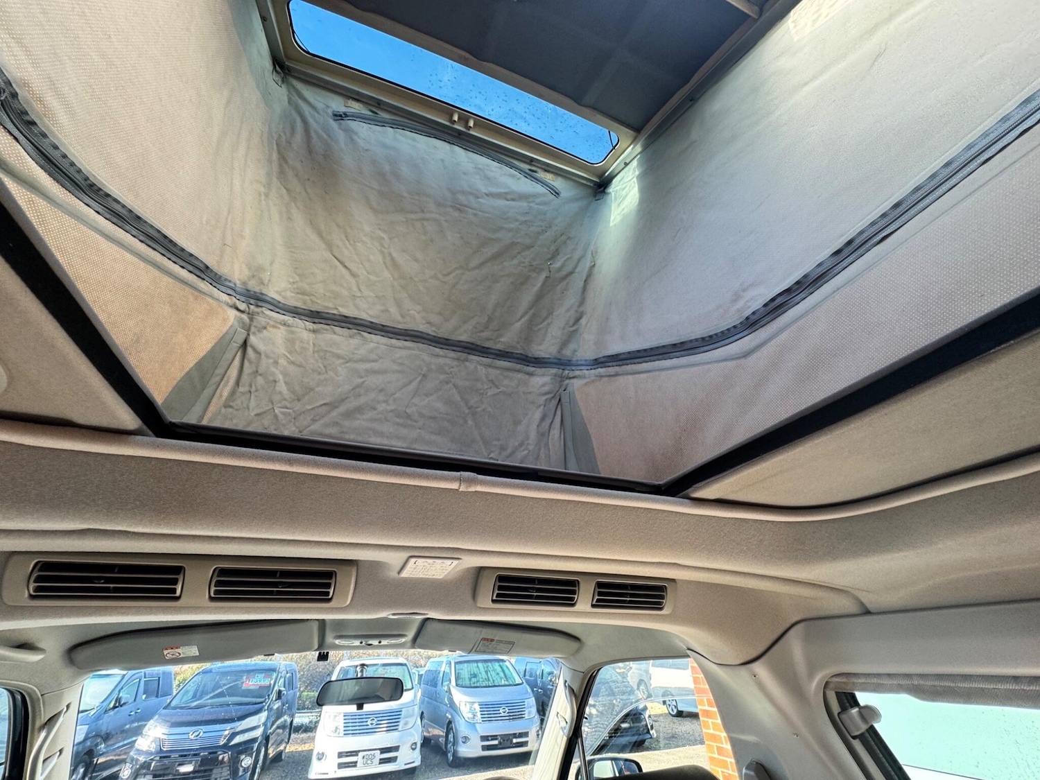 Used Mazda Bongo 2022 for sale - 76714949: Photo 32