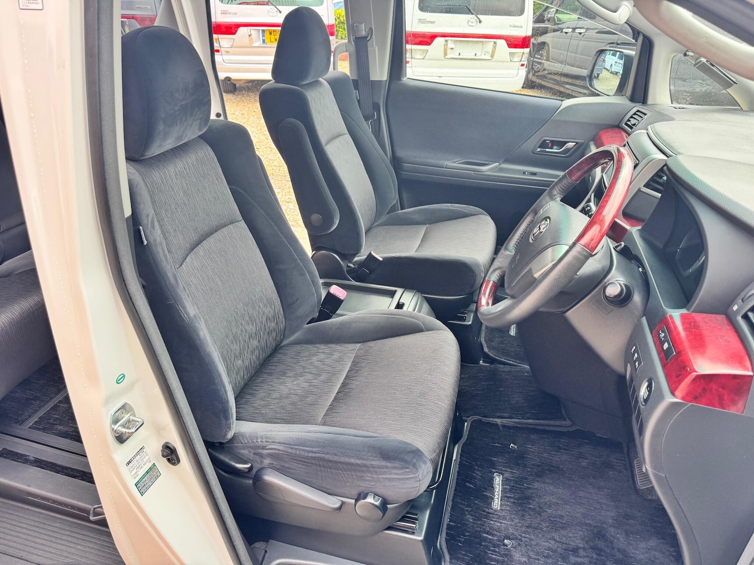 Used Volkswagen Golf 2011 for sale - 76457460: Photo 16