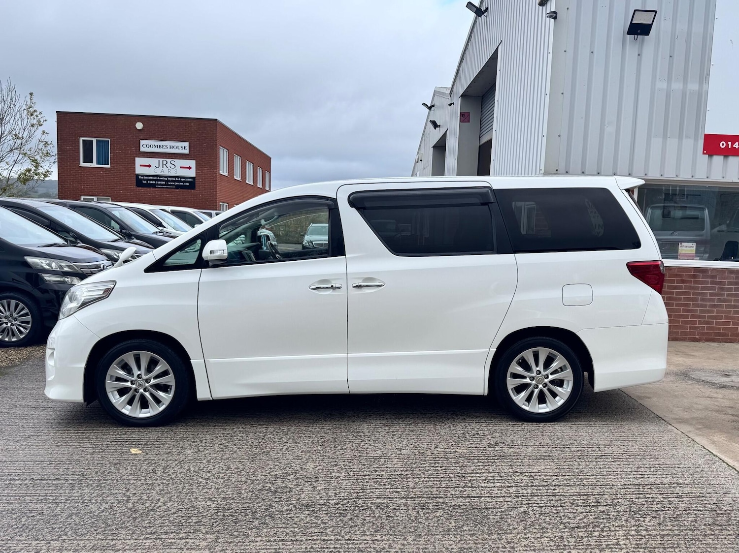 Used Volkswagen Golf 2011 for sale - 76457460: Photo 9