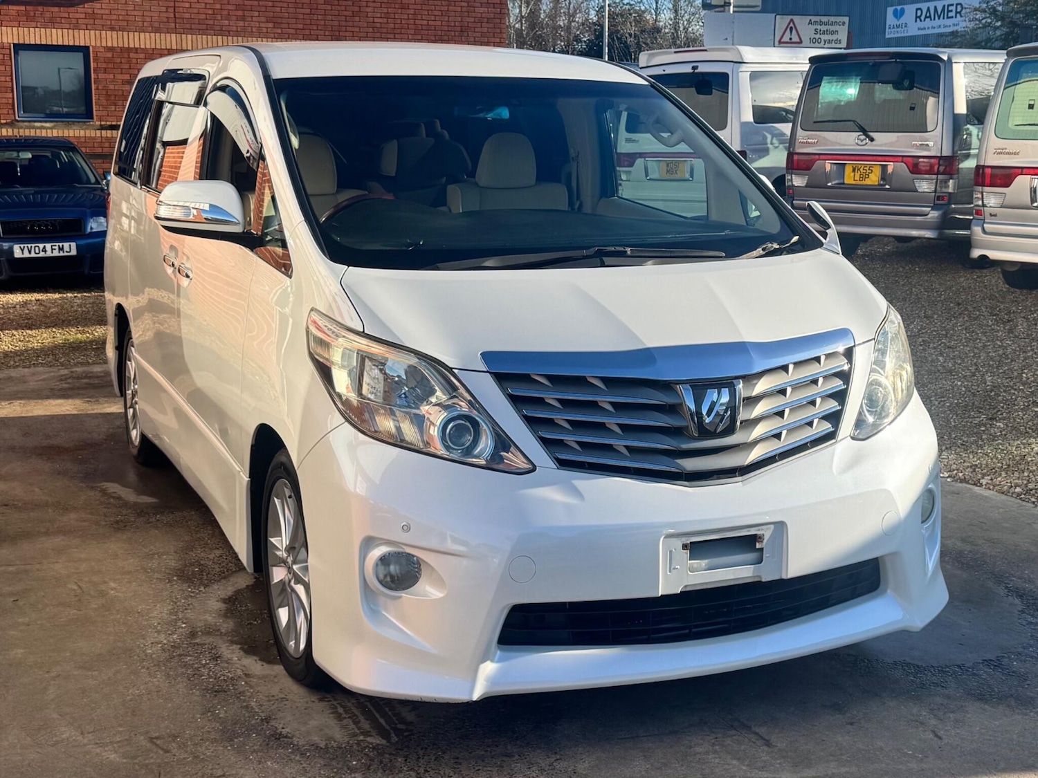Used Toyota Alphard for sale - 77934129: Photo 5