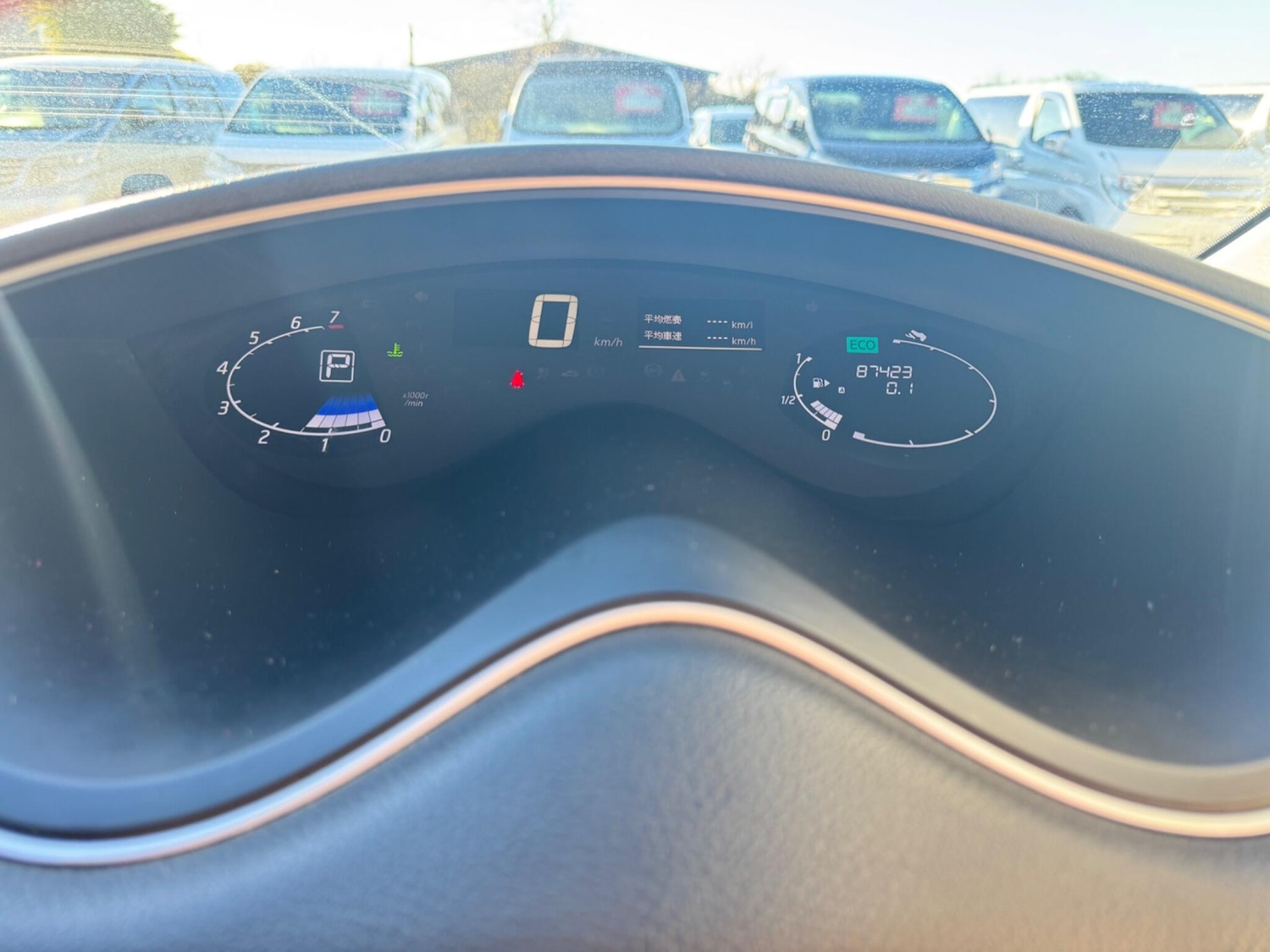 Used Nissan Serena for sale - 76714980: Photo 23