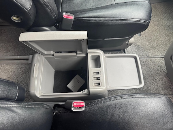 Used Toyota Alphard 2022 for sale - 75707770: Photo 34