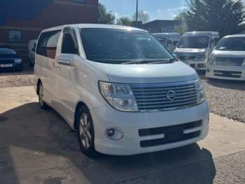 Used Nissan Elgrand 2006 for sale - 74667931: Photo