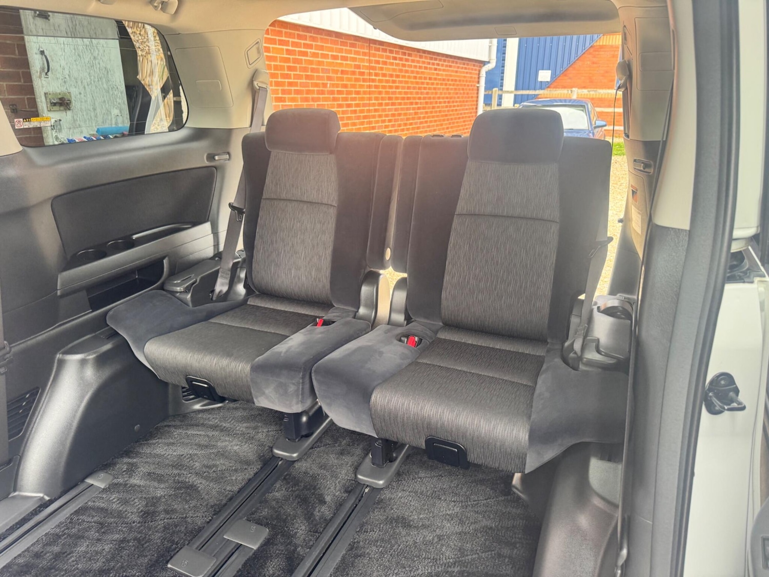 Used Toyota Alphard for sale - 78128218: Photo 21