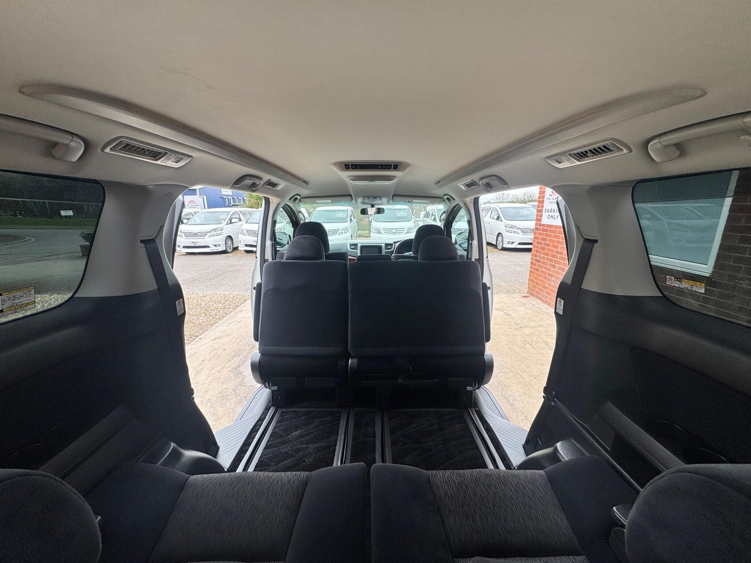 Used Toyota Alphard for sale - 78128218: Photo 26