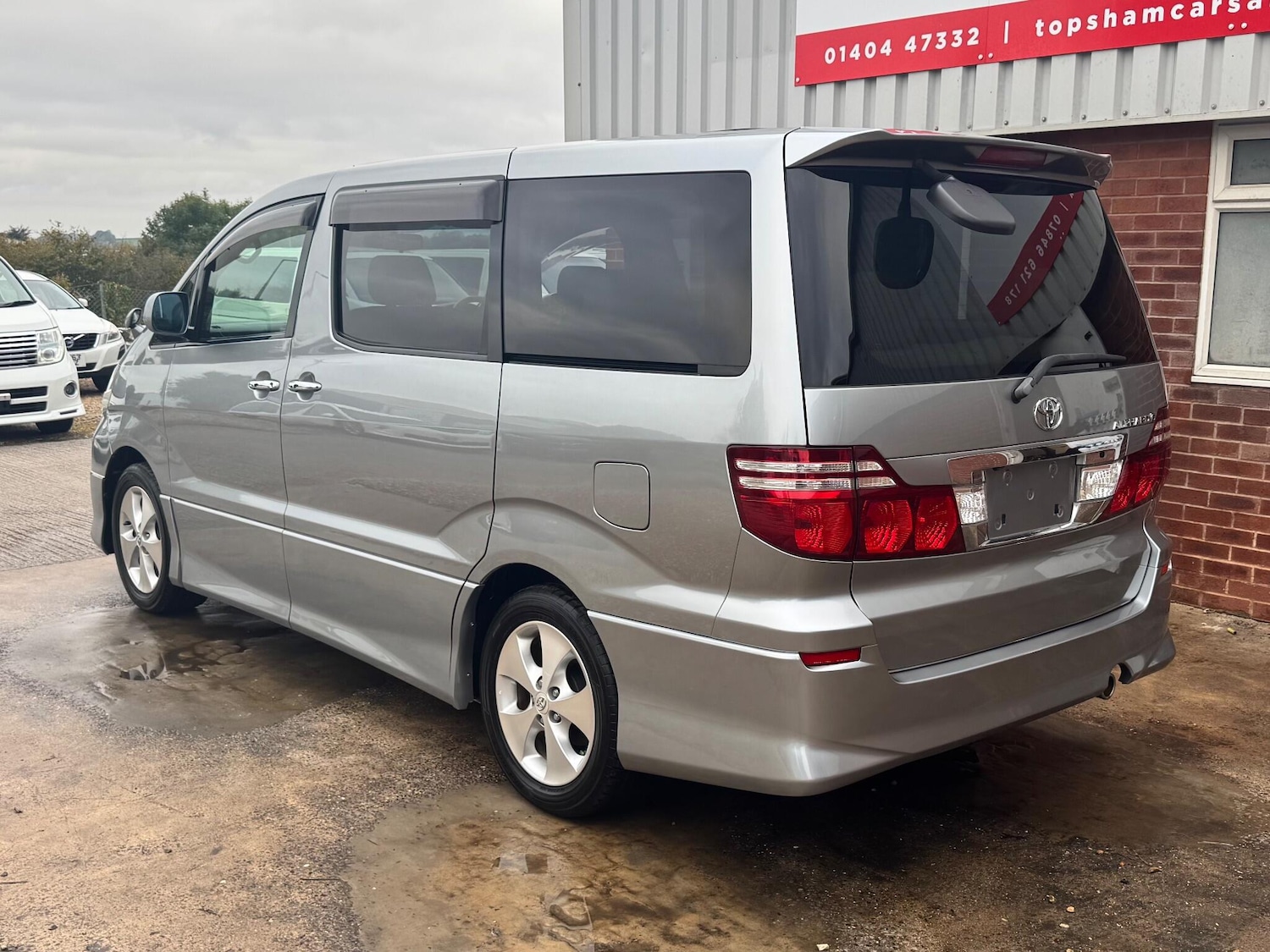 Used Toyota Alphard for sale - 76457395: Photo 8
