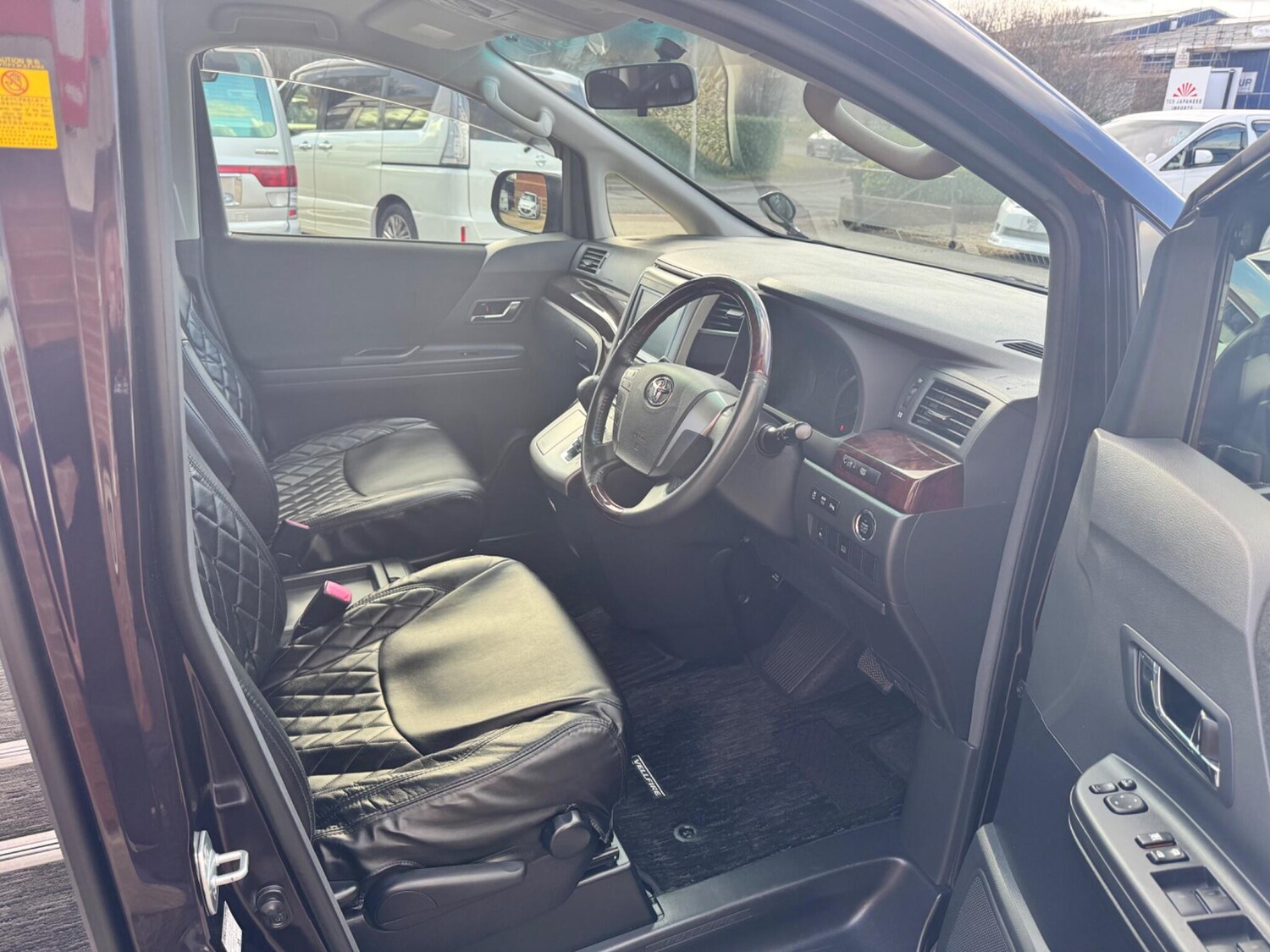 Used Toyota Vellfire for sale - 77934135: Photo 16