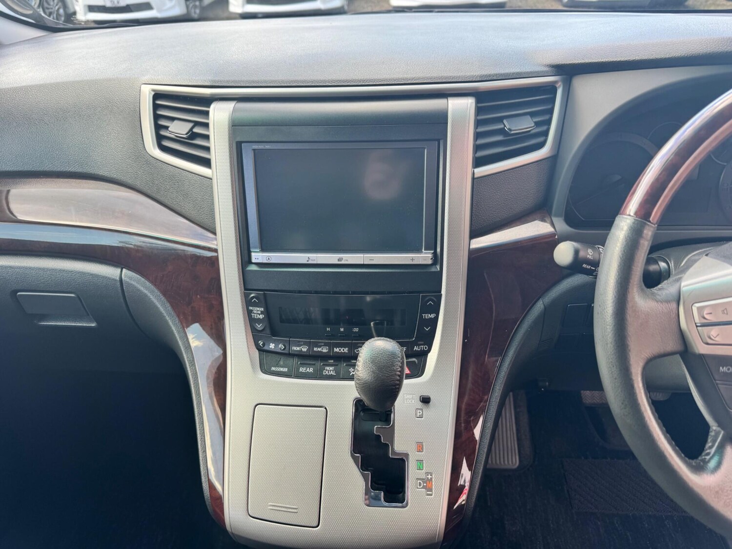 Used Toyota Vellfire for sale - 77934135: Photo 32