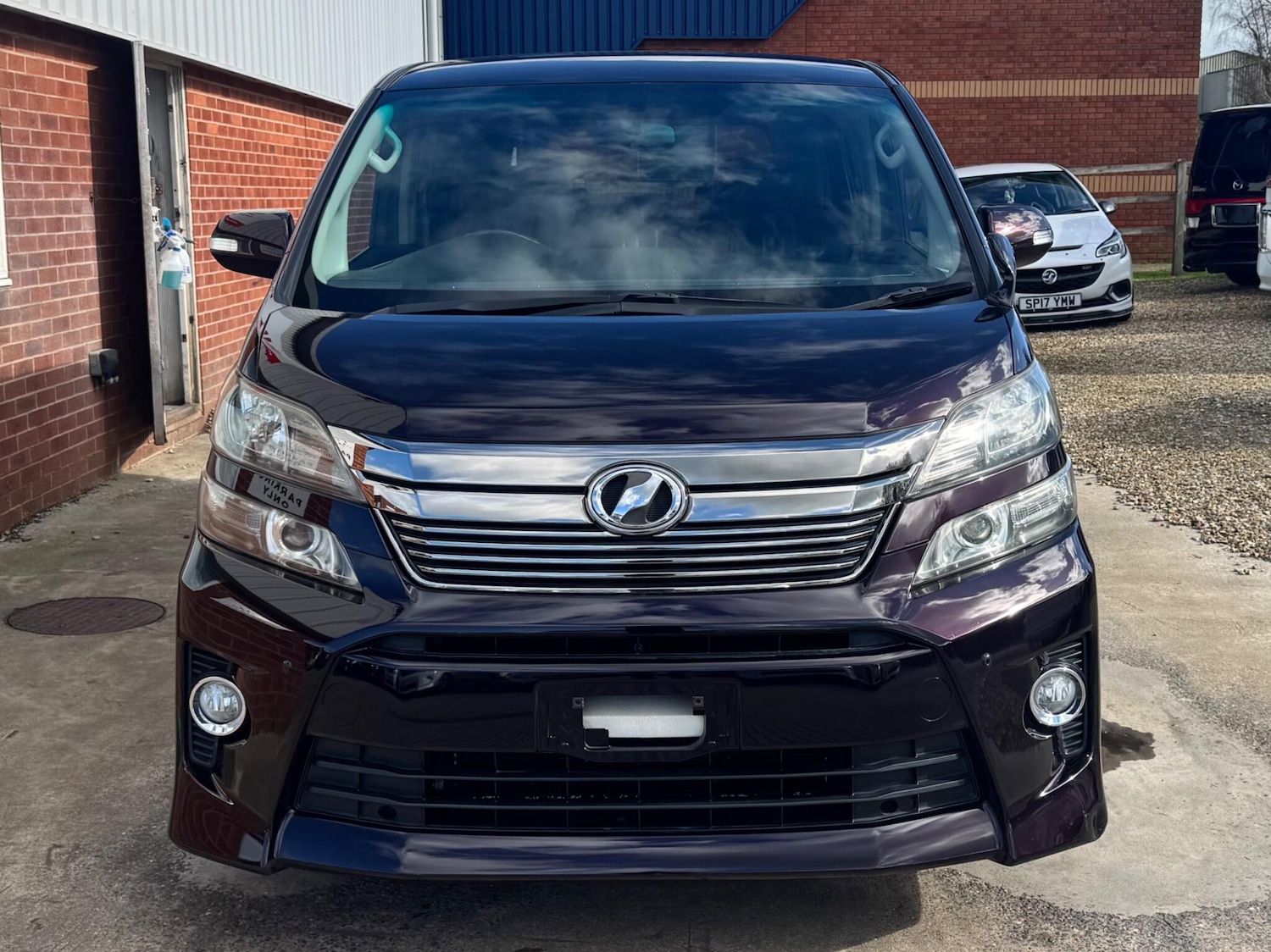 Used Toyota Vellfire for sale - 77934135: Photo 4