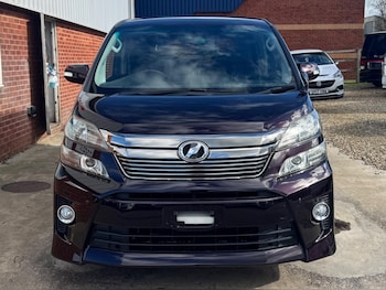 Used Toyota Vellfire 2012 for sale - 77934135: Photo