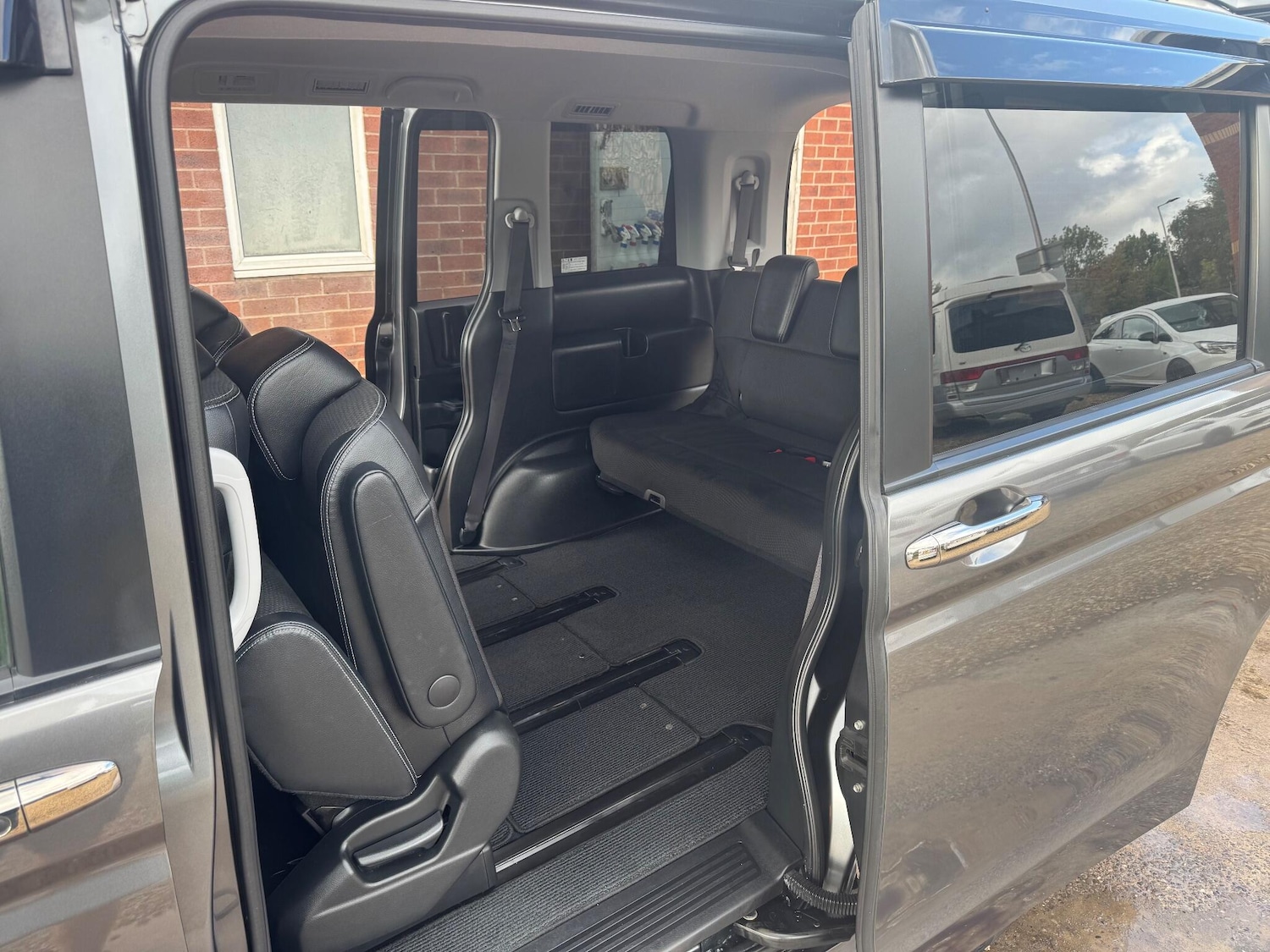 Vehicle 19