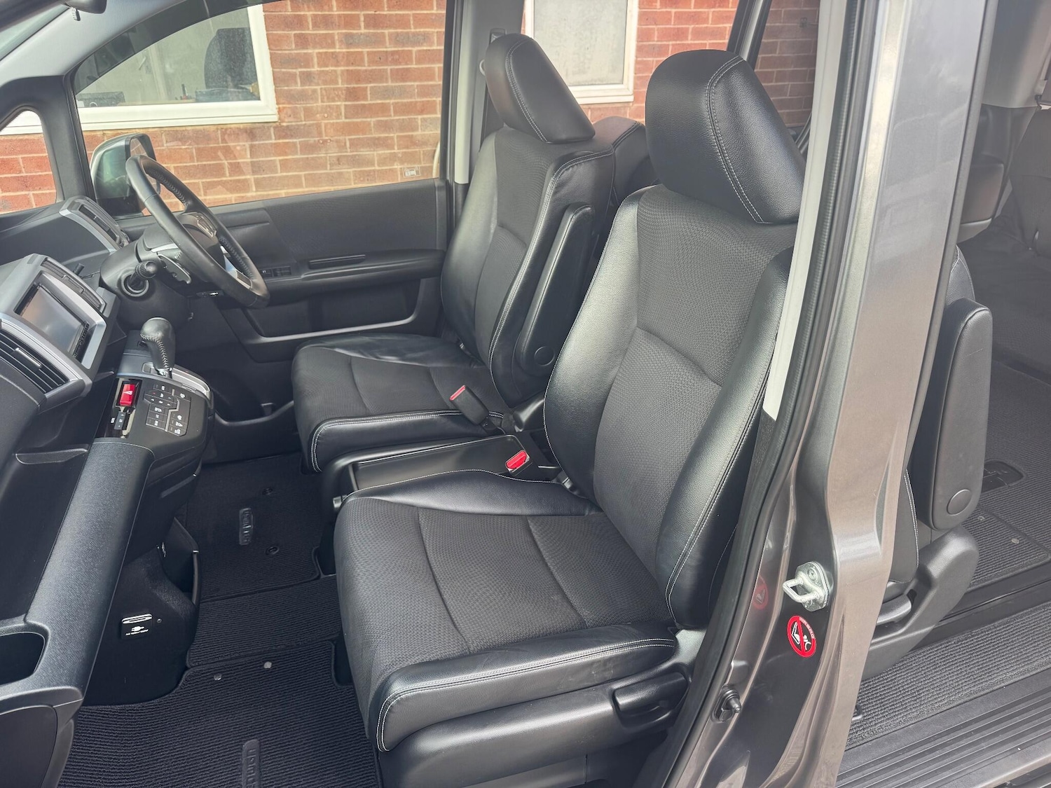 Vehicle 29