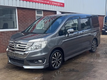 Used Honda Stepwagon 2013 for sale - 75756909: Photo