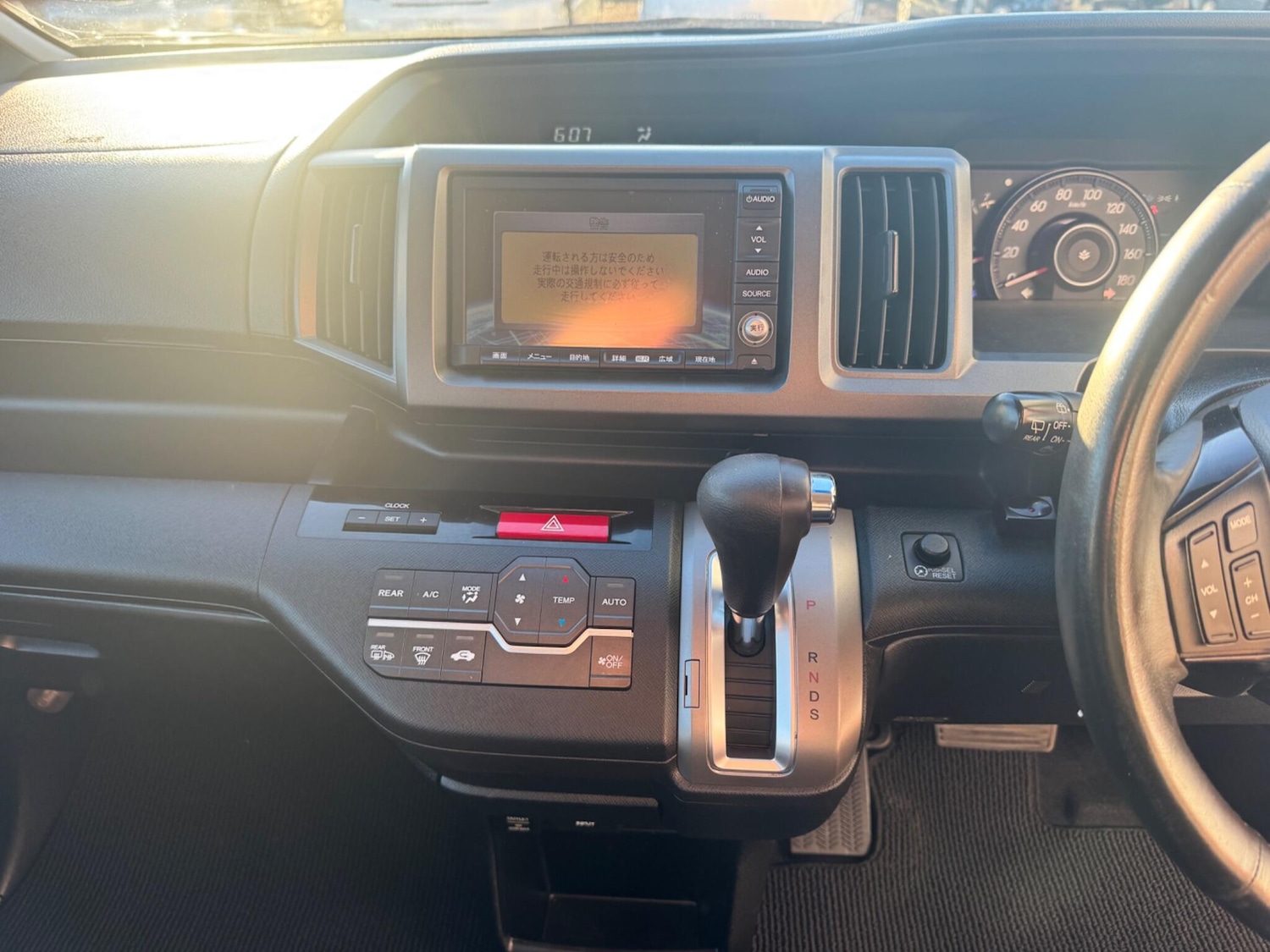 Used Honda Stepwagon for sale - 76715376: Photo 31