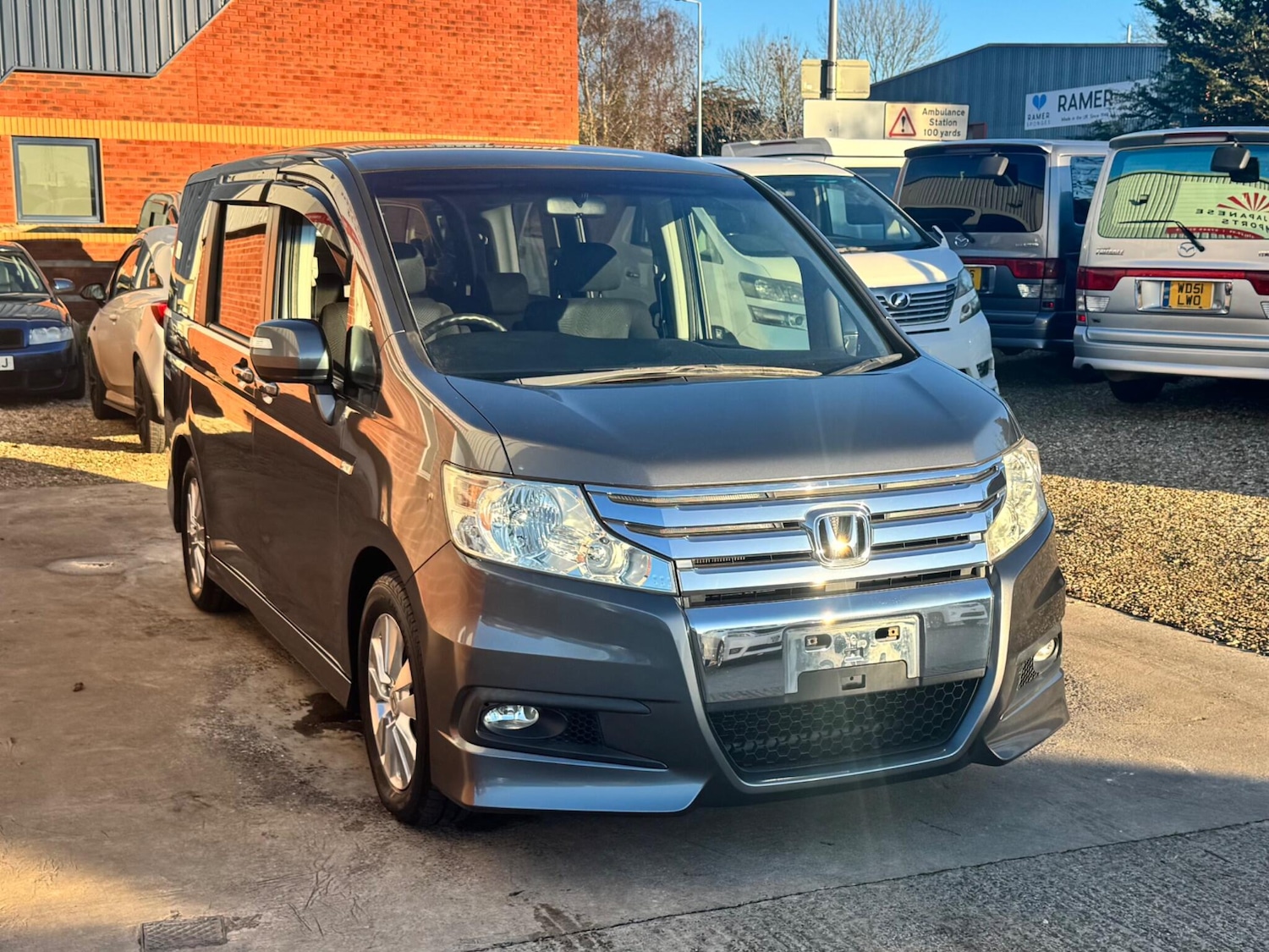 Used Honda Stepwagon for sale - 76715376: Photo 5