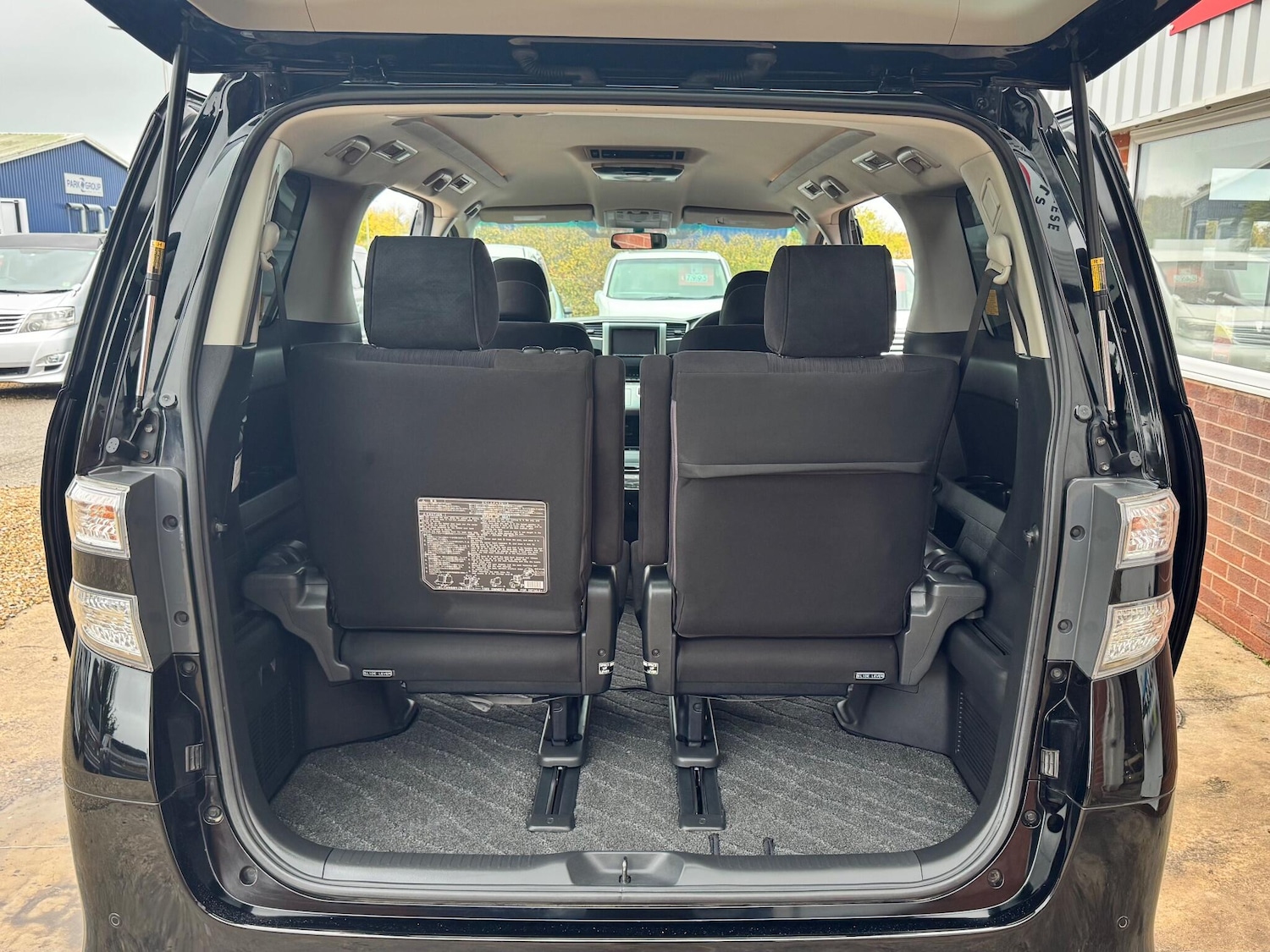 Used Toyota Vellfire for sale - 76457958: Photo 36