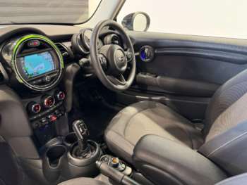 Used MINI Hatch 2019 for sale - 75041946: Photo