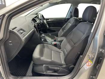 Used Volkswagen Golf 2019 for sale - 74965590: Photo