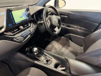 Used Toyota C-HR 2018 for sale - 74965536: Photo