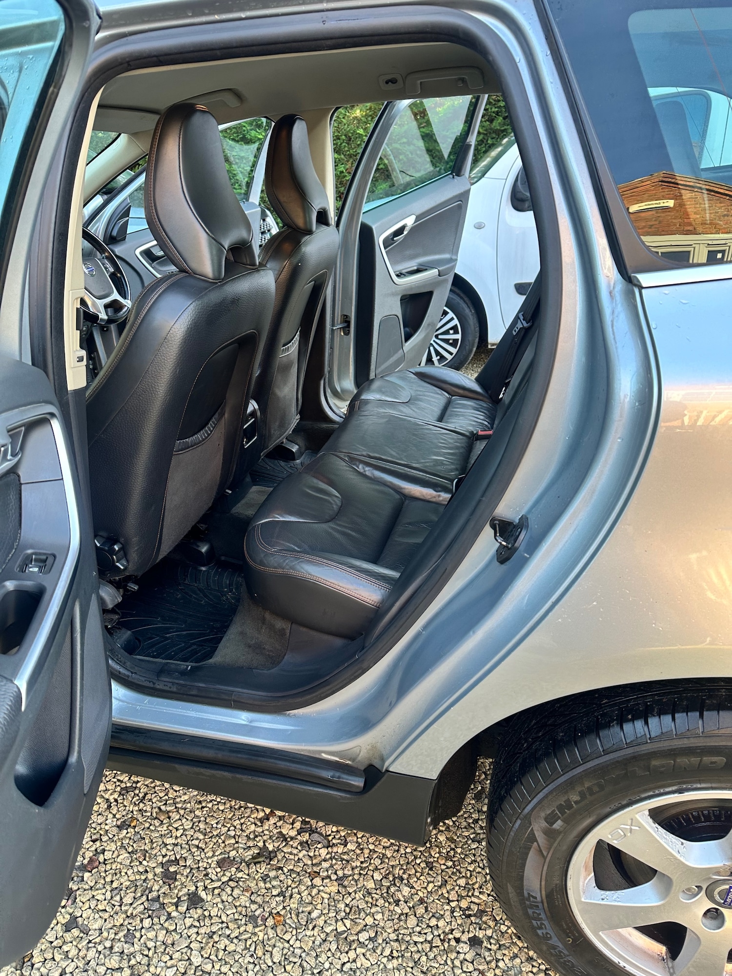 Used Volvo XC60 2009 for sale - 76908220: Photo 24