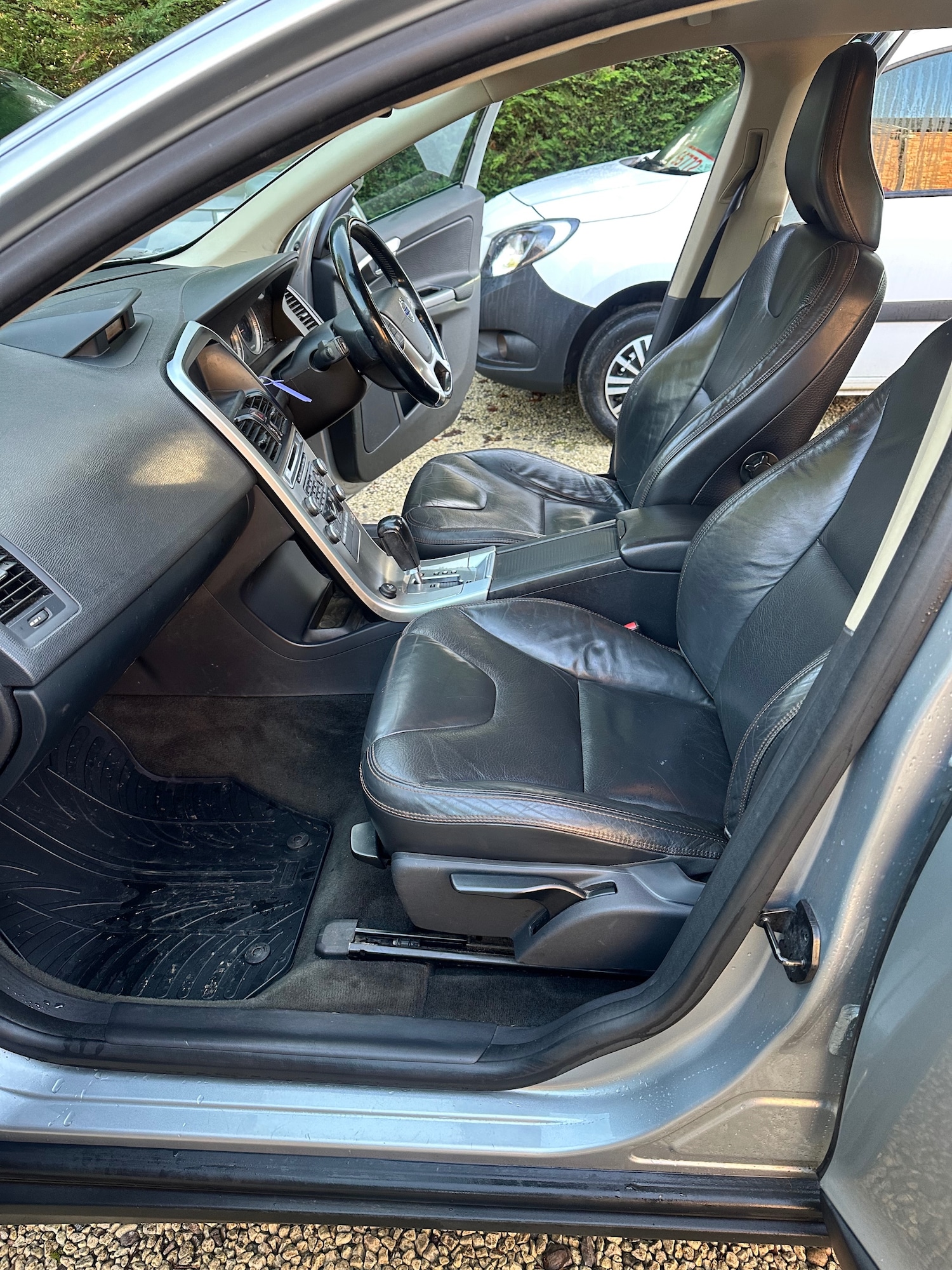 Used Volvo XC60 2009 for sale - 76908220: Photo 26