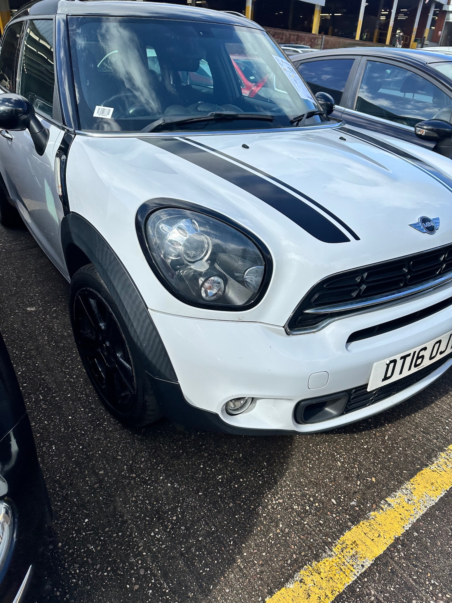 Used MINI Countryman 2016 for sale - 77905675: Photo 2