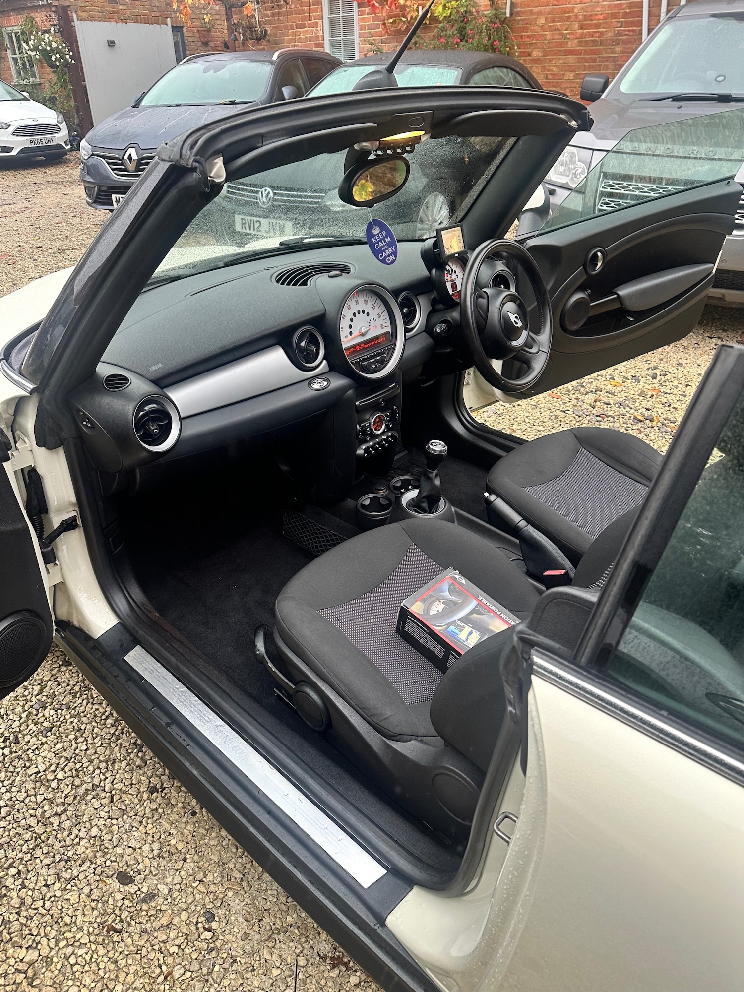 Used MINI Convertible 2012 for sale - 76545722: Photo 29