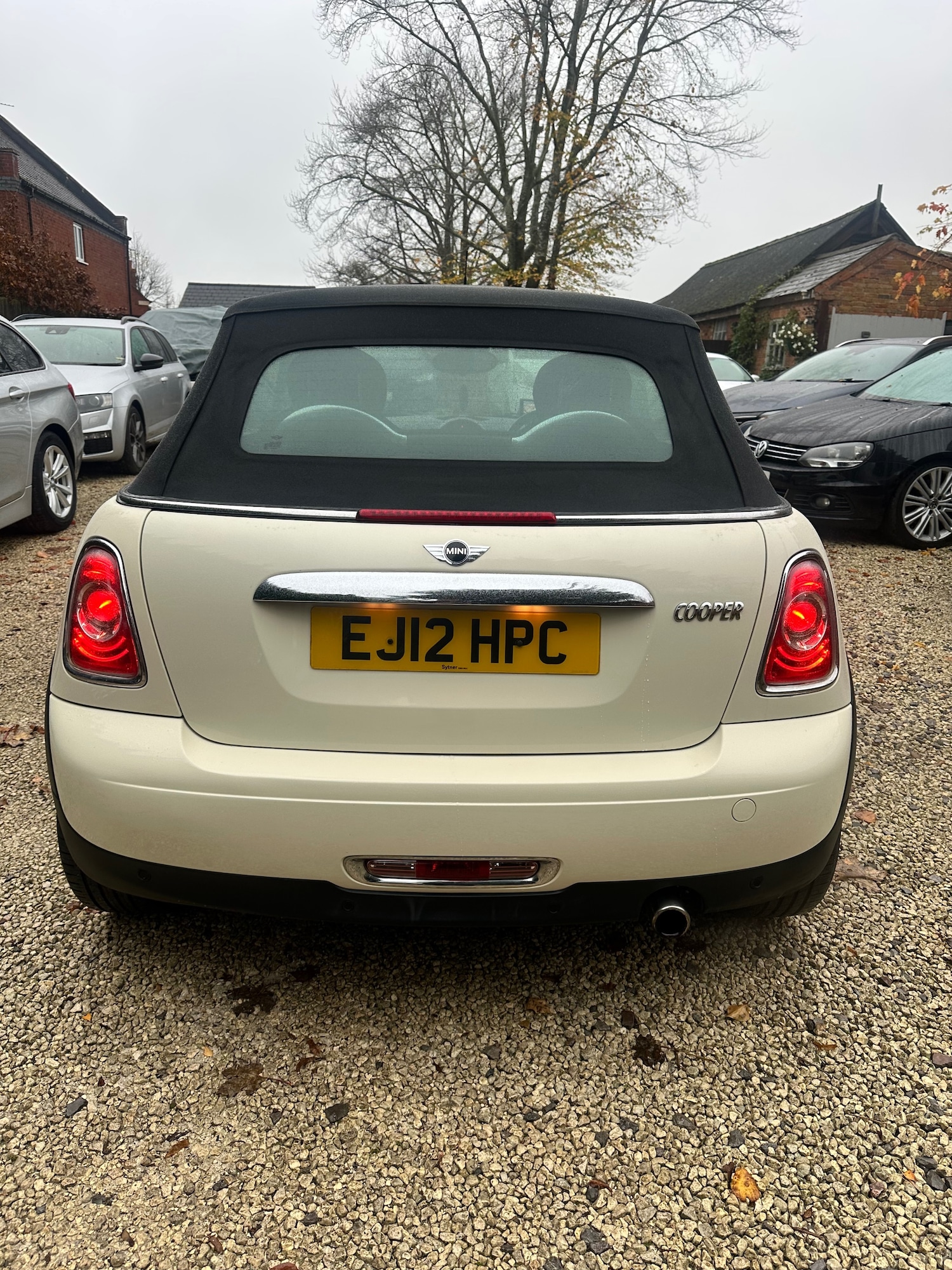 Used MINI Convertible 2012 for sale - 76545722: Photo 6